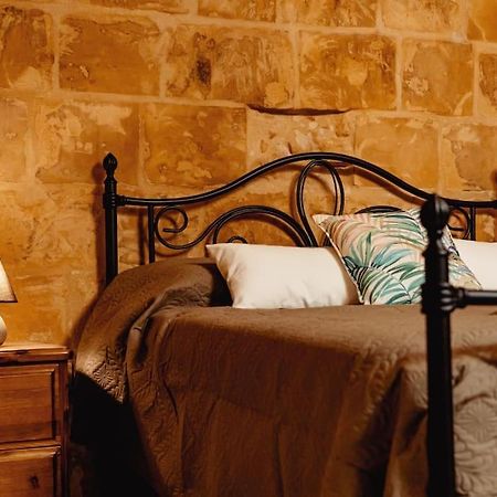 Enchanting 2Bdr Townhouse In Valletta Centre! Exteriör bild