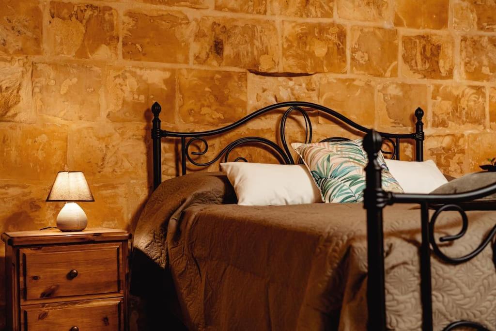 Enchanting 2Bdr Townhouse In Valletta Centre! Exteriör bild