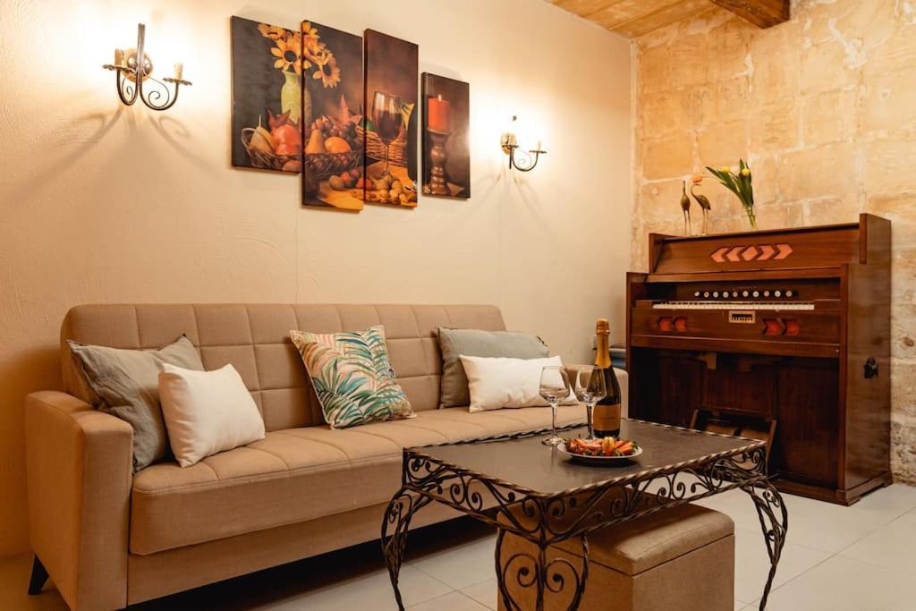 Enchanting 2Bdr Townhouse In Valletta Centre! Exteriör bild