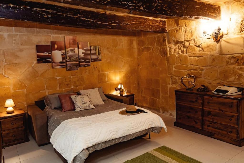 Enchanting 2Bdr Townhouse In Valletta Centre! Exteriör bild