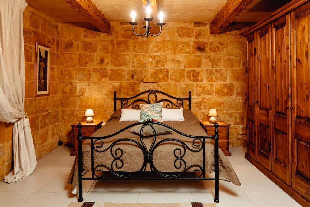 Enchanting 2Bdr Townhouse In Valletta Centre! Exteriör bild
