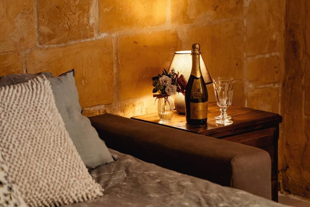 Enchanting 2Bdr Townhouse In Valletta Centre! Exteriör bild